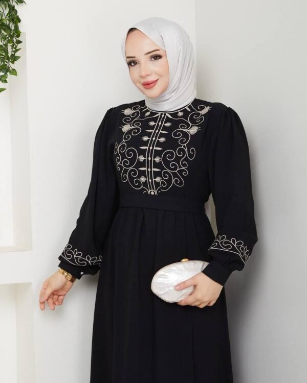 فستان تطريز